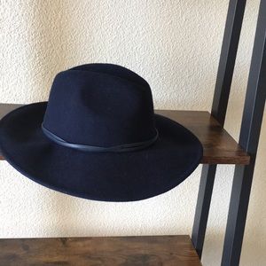 Wool wide brim hat